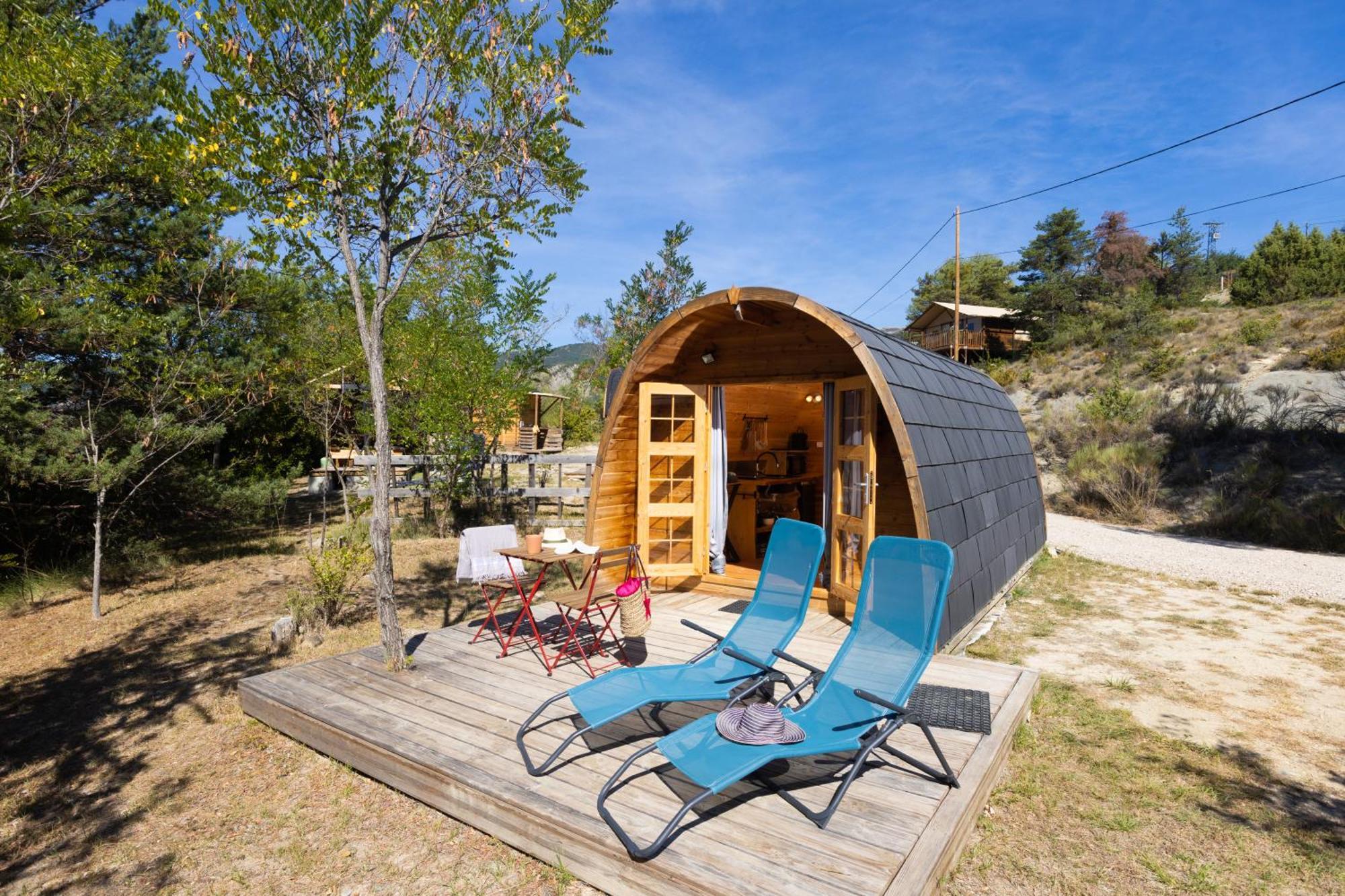 Camping Les Hauts De Rosans Εξωτερικό φωτογραφία